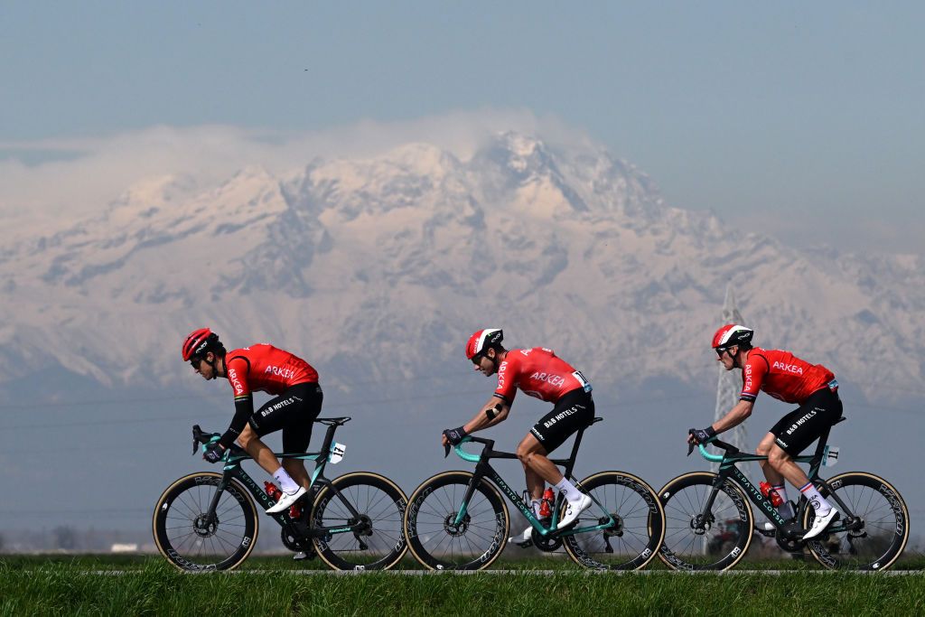 www.cyclingnews.com