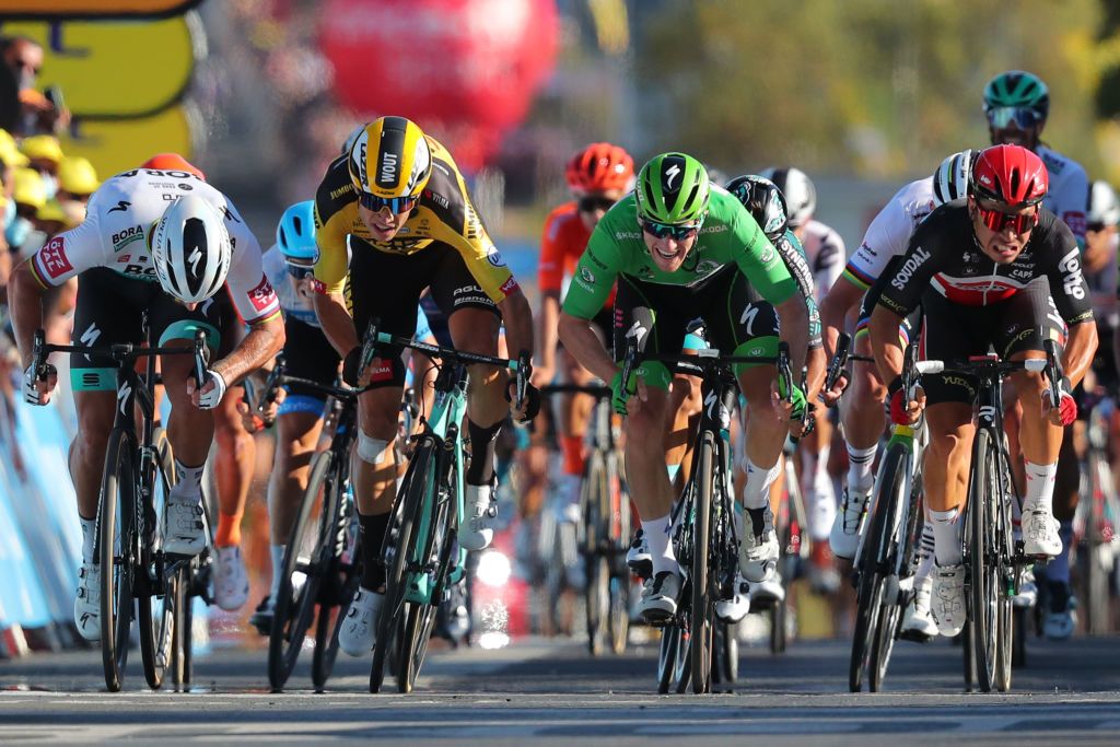 www.cyclingnews.com
