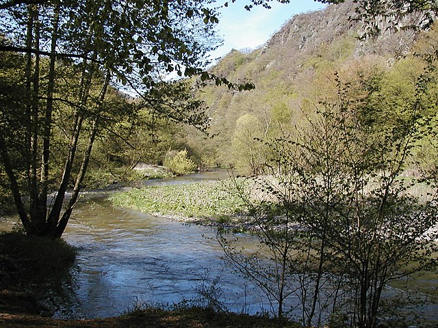 640px-Ahr01.jpg