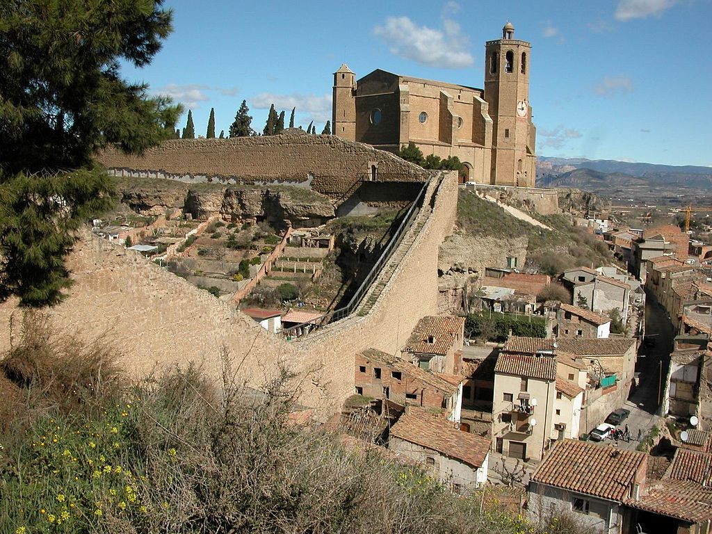 1024px-Remparts_of_Balaguer.jpg