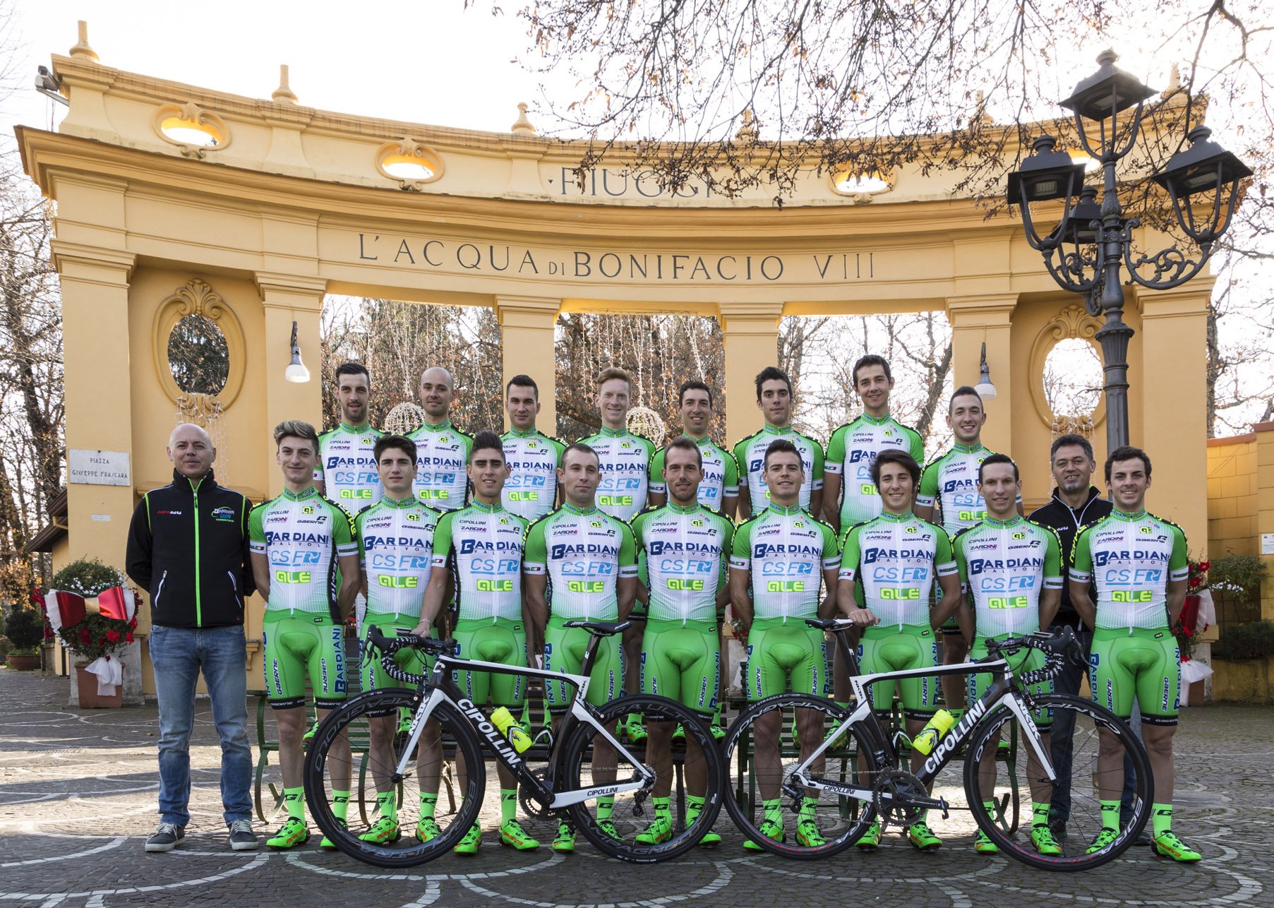 CWmBL4JWsAAUUaW.jpg:large