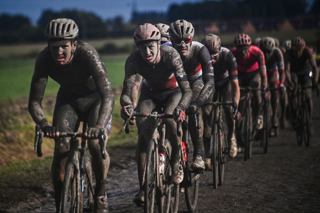 www.cyclingnews.com