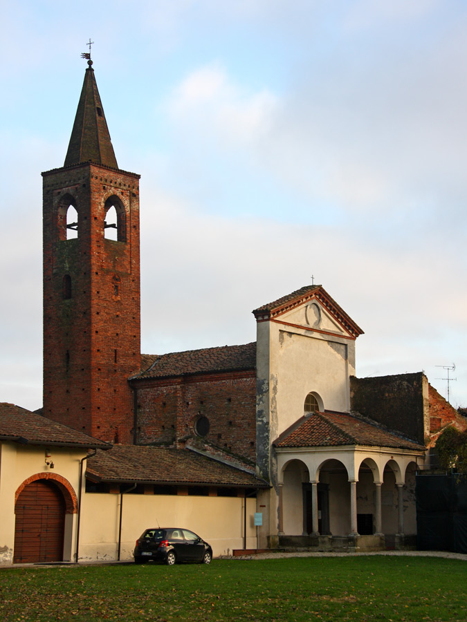 Mortara_AbbaziaSant%27Albino.jpg