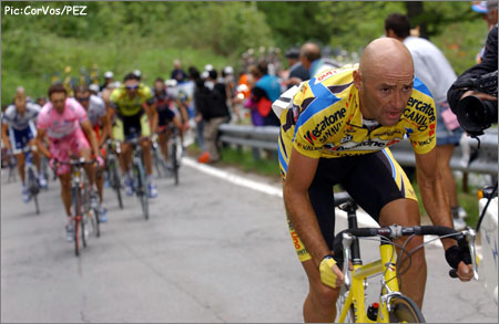 pantani-attack1.jpg