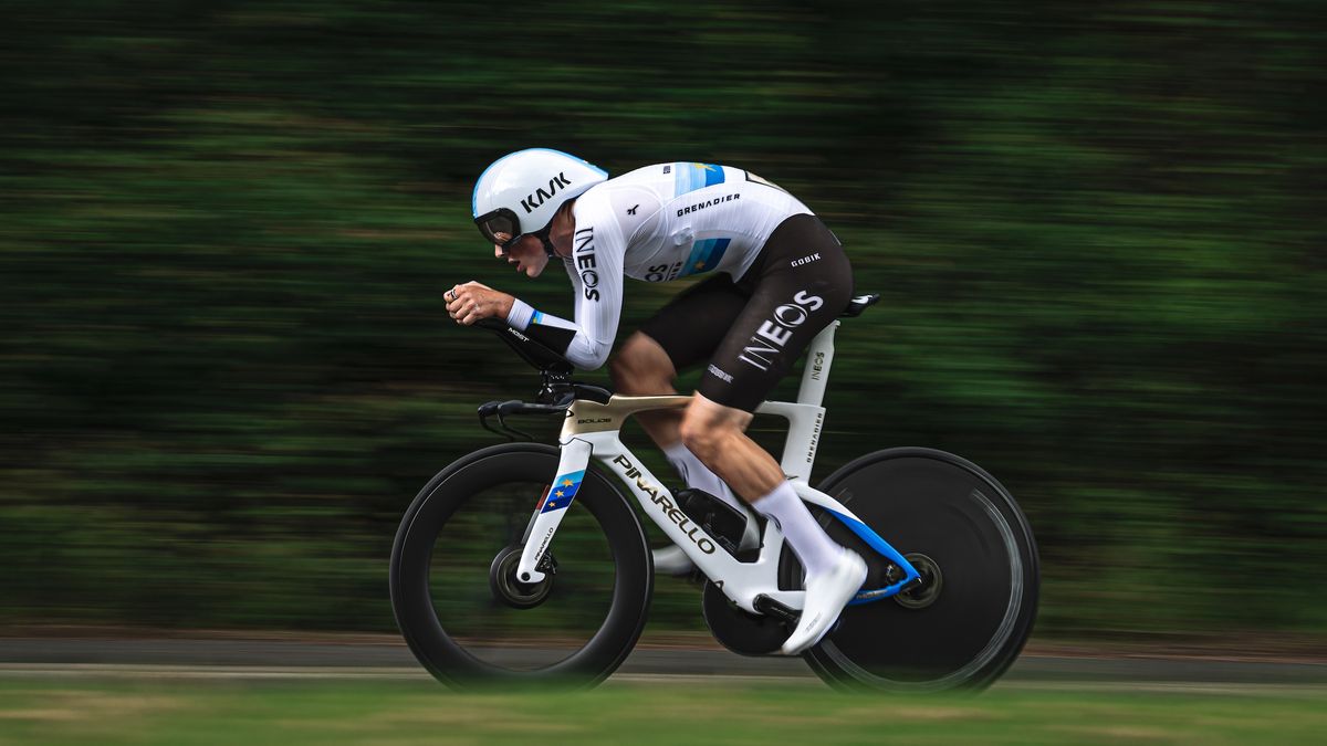 www.cyclingnews.com