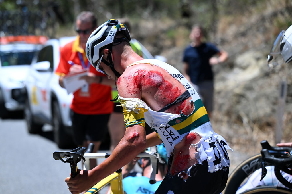 www.cyclingnews.com