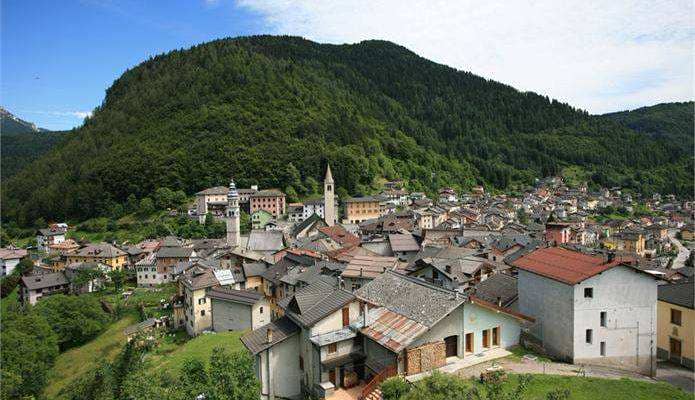 Castello_Tesino.jpg