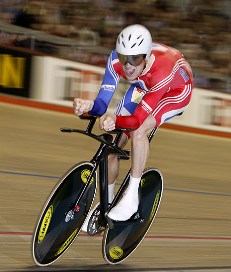 BradleyWiggins_468x551.jpg