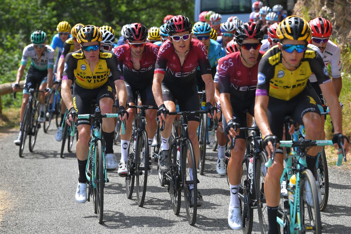 www.cyclingnews.com