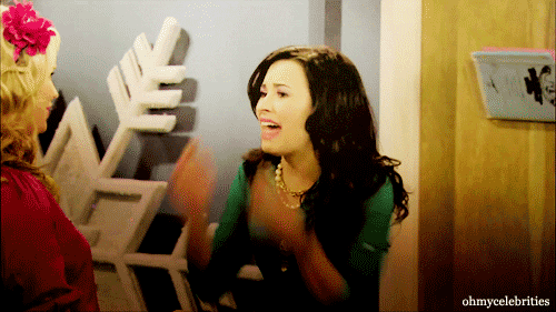 giphy.gif