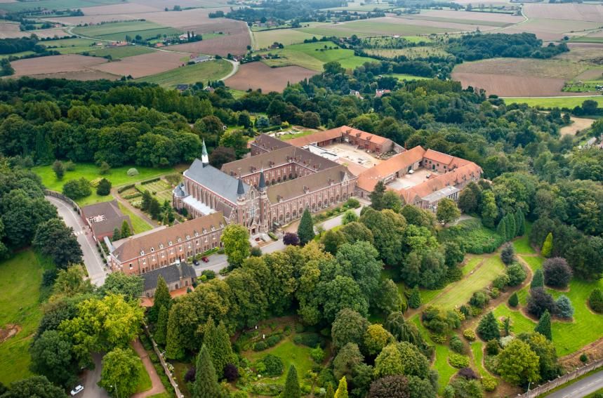 Abbaye_du_Mont_des_Cats_59270.jpg