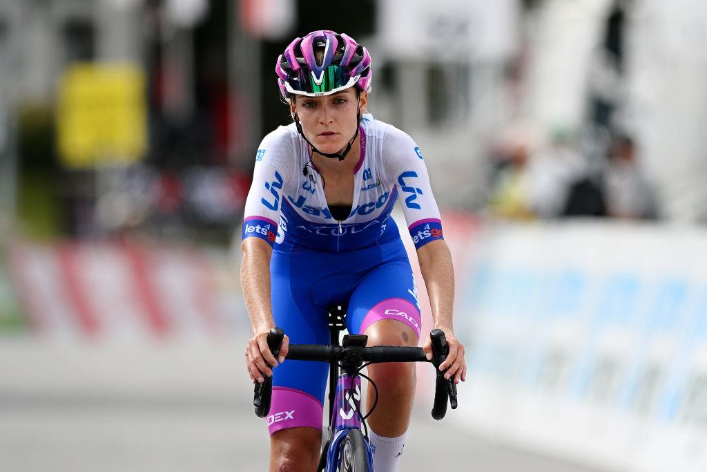 www.cyclingnews.com