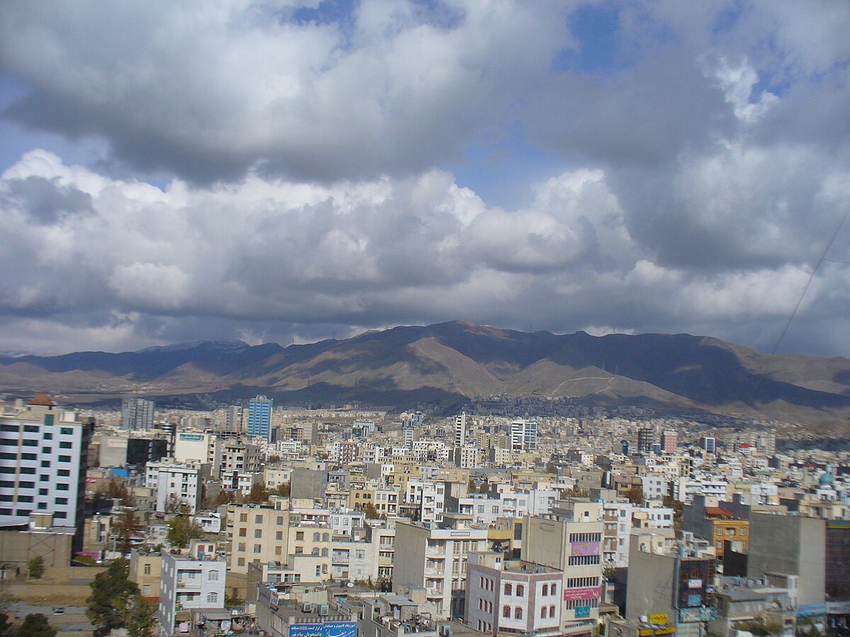 1200px-Karaj_view1.JPG