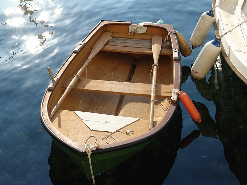 800px-Rowboat.jpg