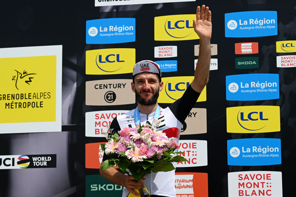 www.cyclingnews.com