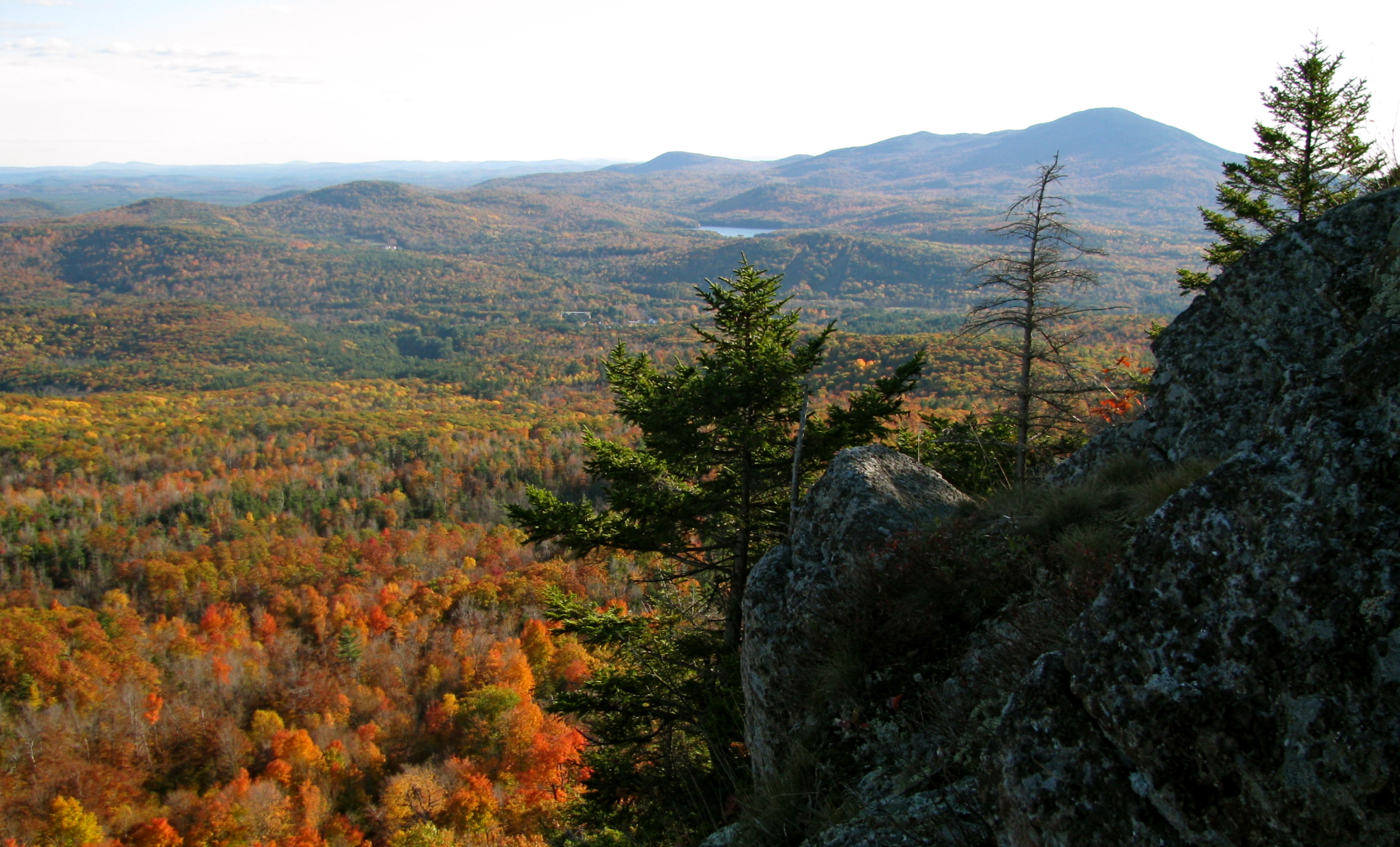 Mount_Kearsarge_from_The_Bulkhead.jpg