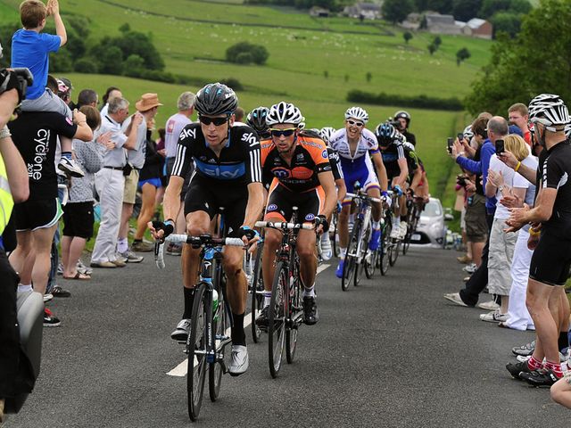 wiggins-front-of-leading-group-nationals_2614624.jpg