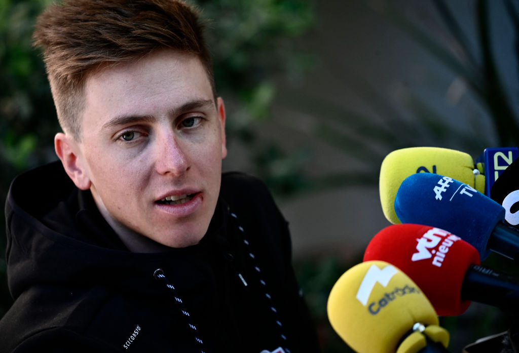 www.cyclingnews.com