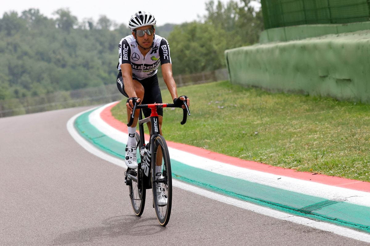 www.cyclingnews.com