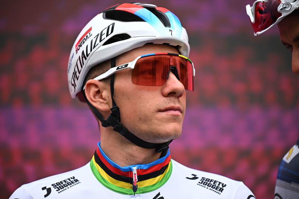 www.cyclingnews.com