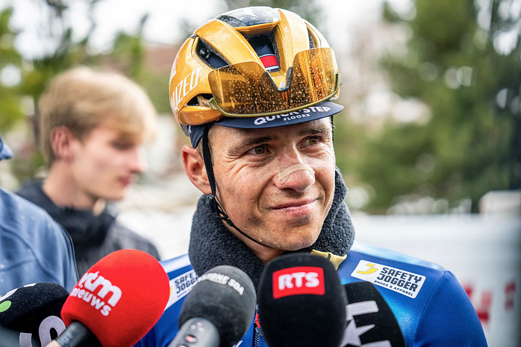 www.cyclingnews.com