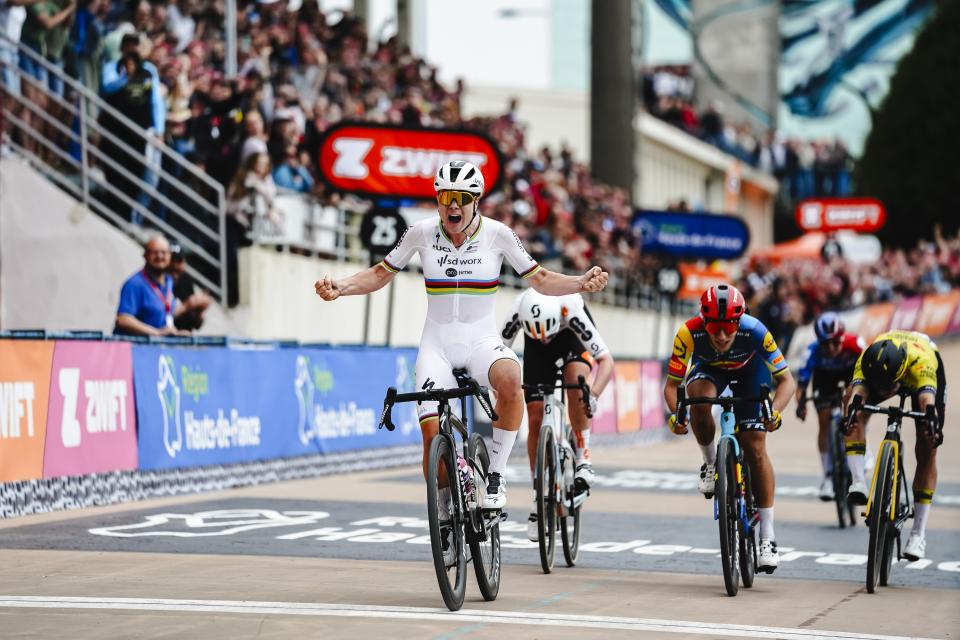 lotte-kopecky-wins-the-2024-paris-roubaix.jpg