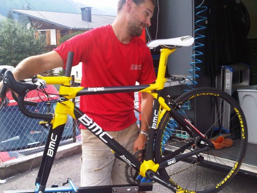 cadelsyellowbike-500x375.jpg
