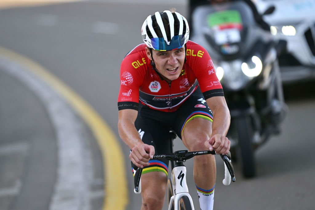 www.cyclingnews.com