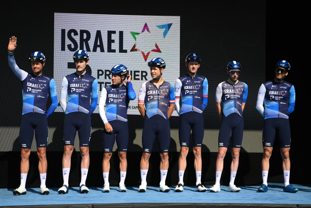 www.cyclingnews.com
