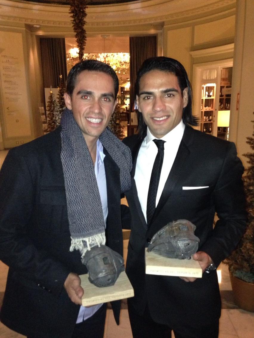 A9ymY7nCYAExLBa.jpg:large