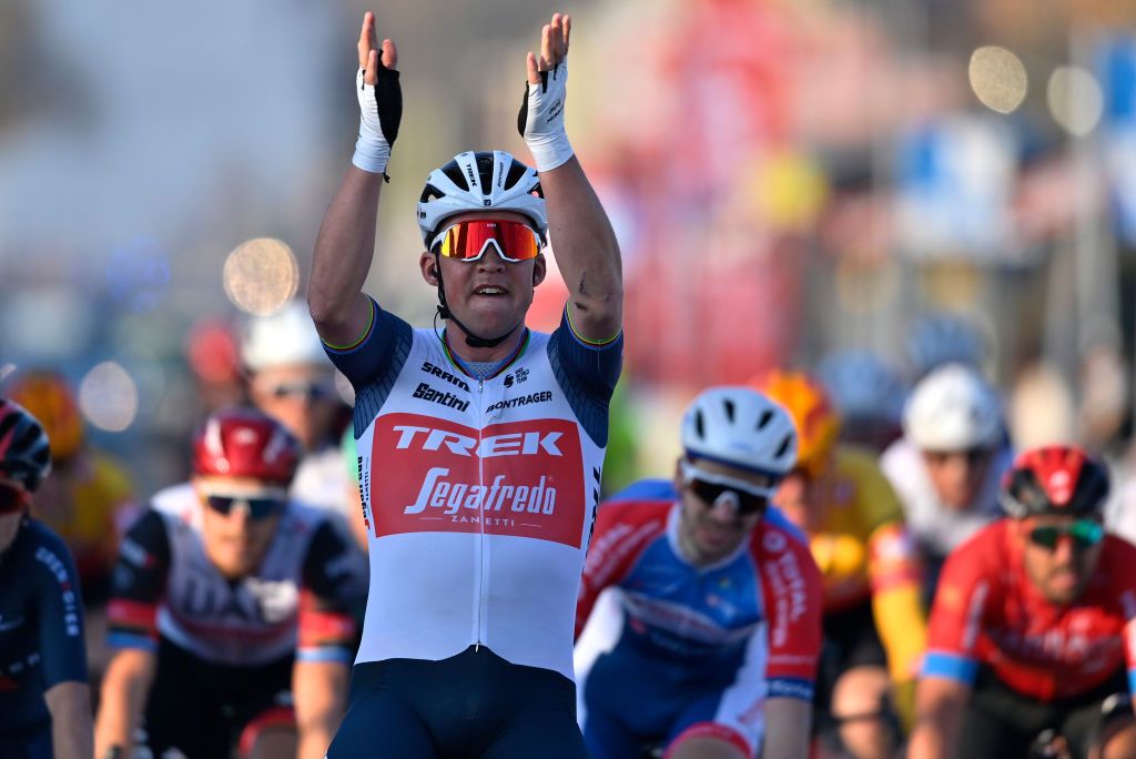 www.cyclingnews.com