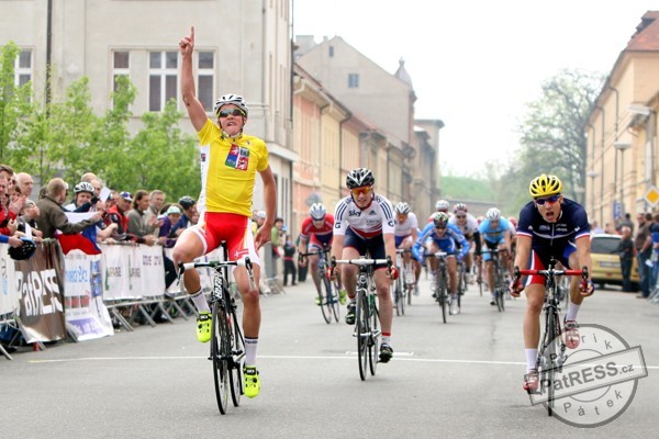 zmj2013_4et_cn003.jpg