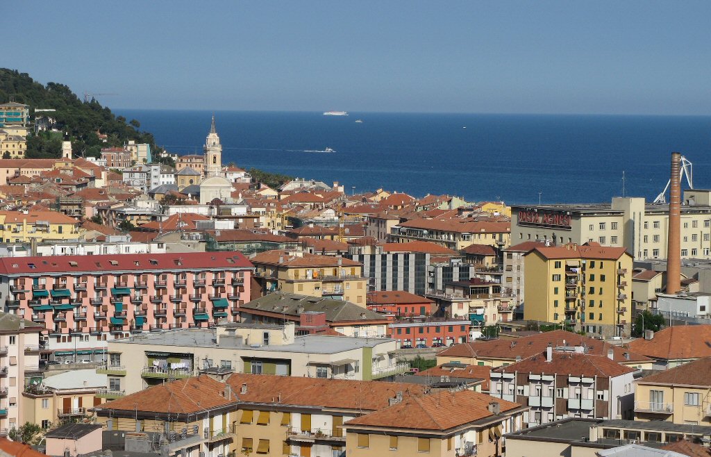 Oneglia_da_ovest.JPG