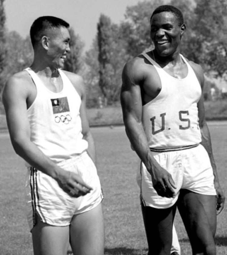 rafer-johnson-ecf13962-40aa-413d-9b17-671bfc3b012-resize-750.jpg