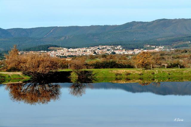 31015-valverde-del-fresno-reflejos.jpg