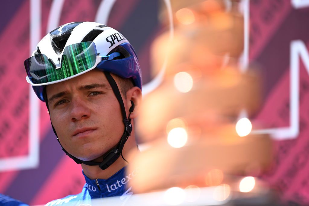 www.cyclingnews.com