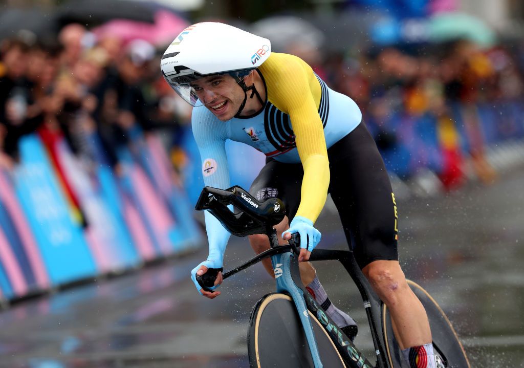 www.cyclingnews.com