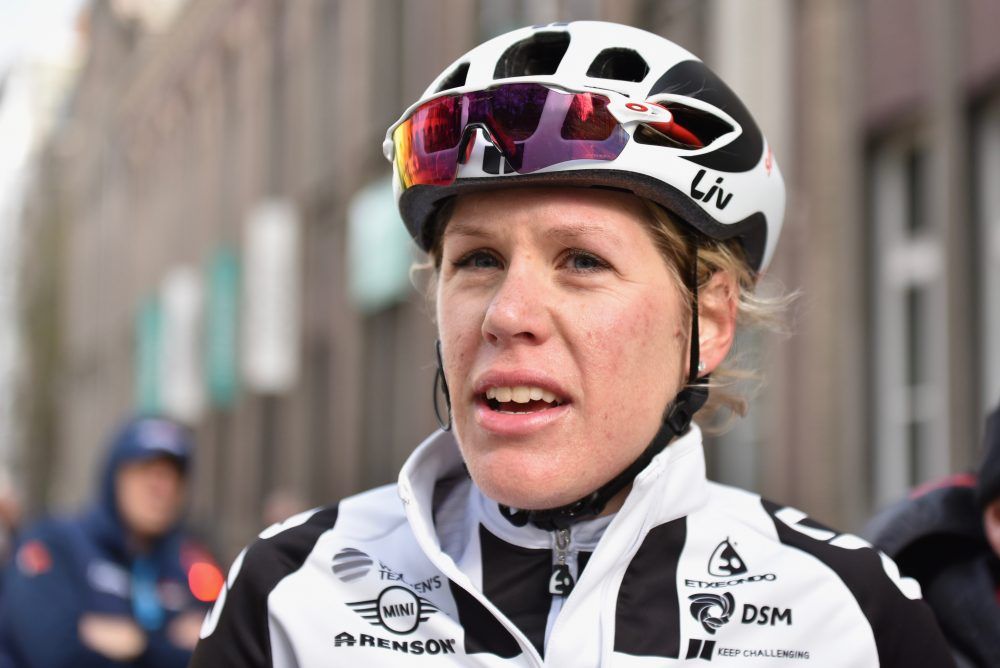 www.cyclingweekly.com