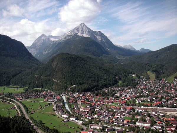 012_Mittenwald_aerial.JPG