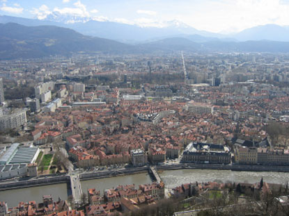 7486_grenoble_veduta_aerea_della_citta.jpg