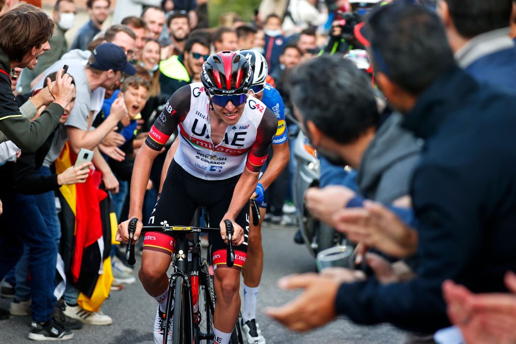 www.cyclingnews.com