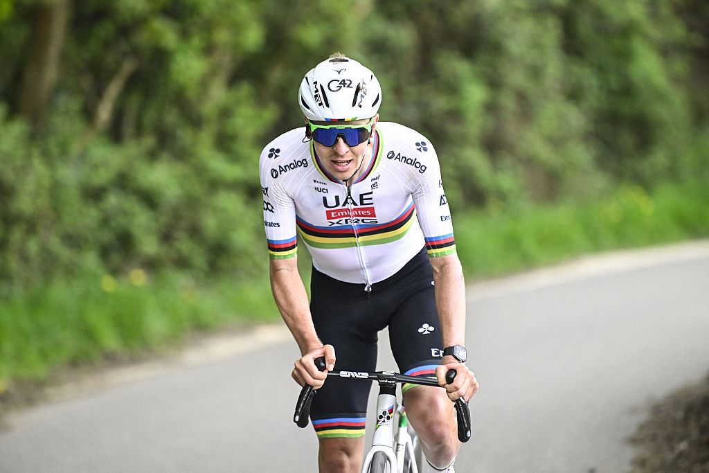 www.cyclingnews.com