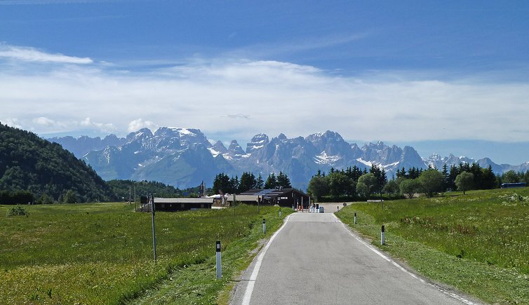 B-0814-trentino-moto-passo-dopo-passo.jpg