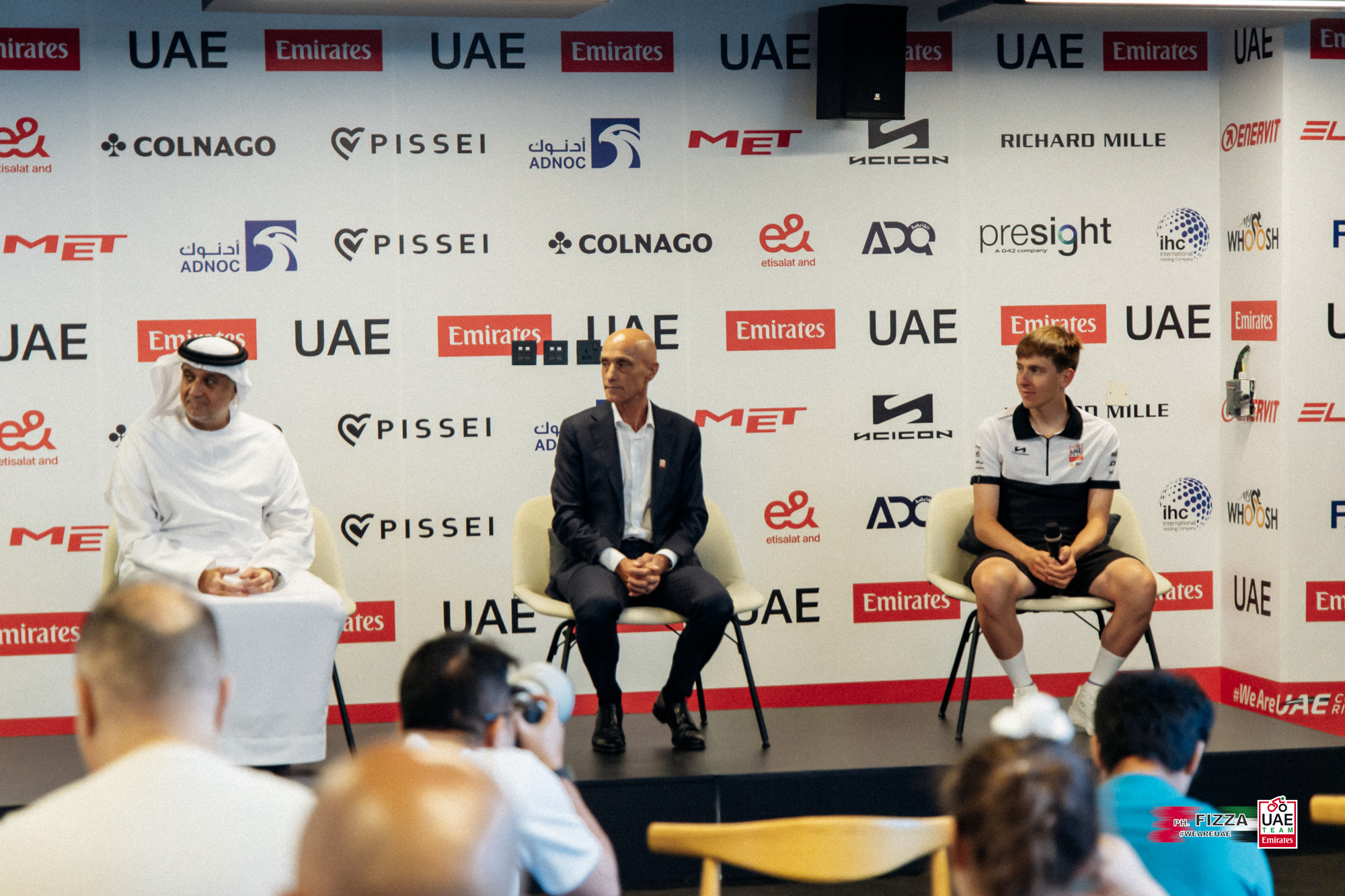 www.uaeteamemirates.com
