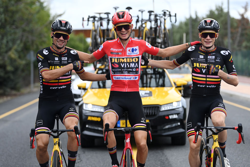 www.cyclingnews.com