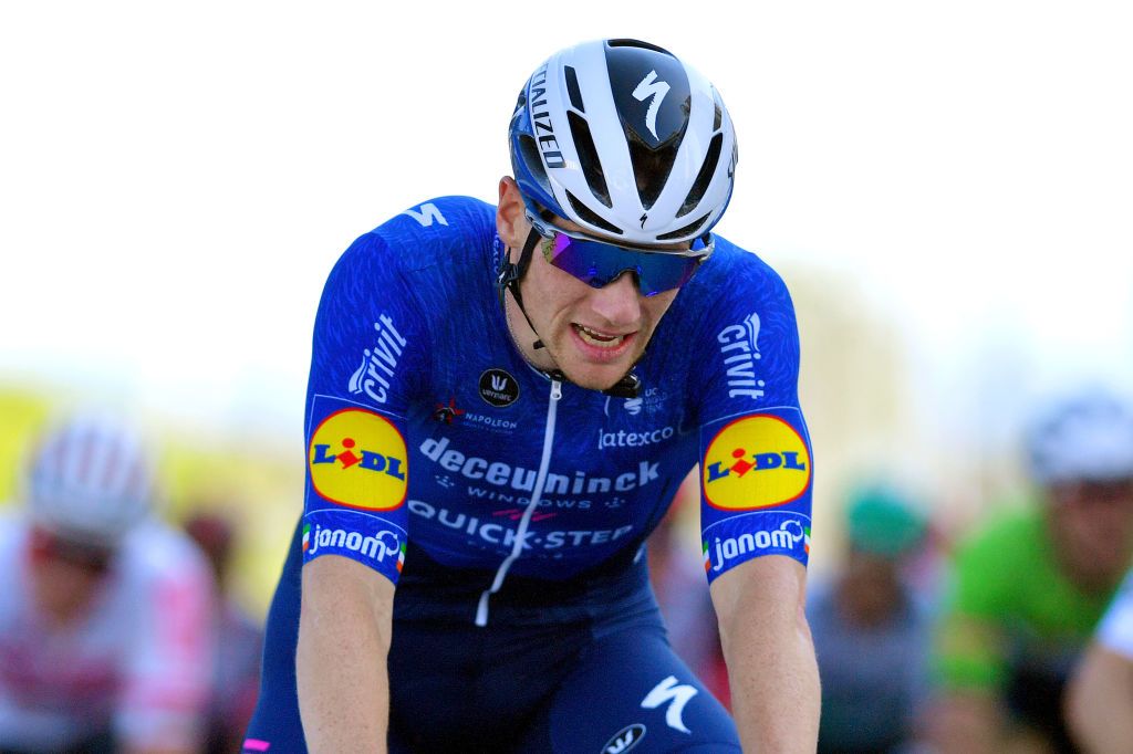 www.cyclingnews.com