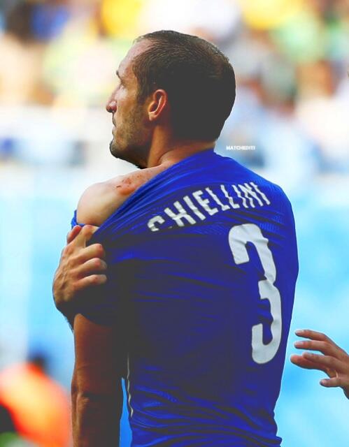 Bq6las9IgAArz7F.jpg:large