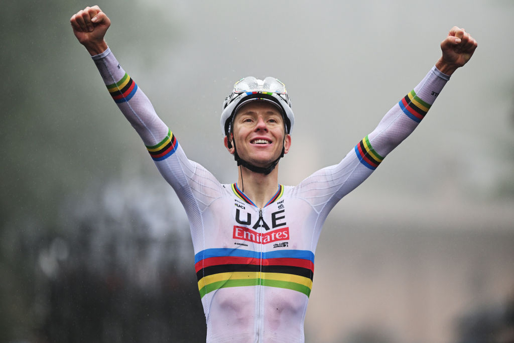 www.cyclingnews.com