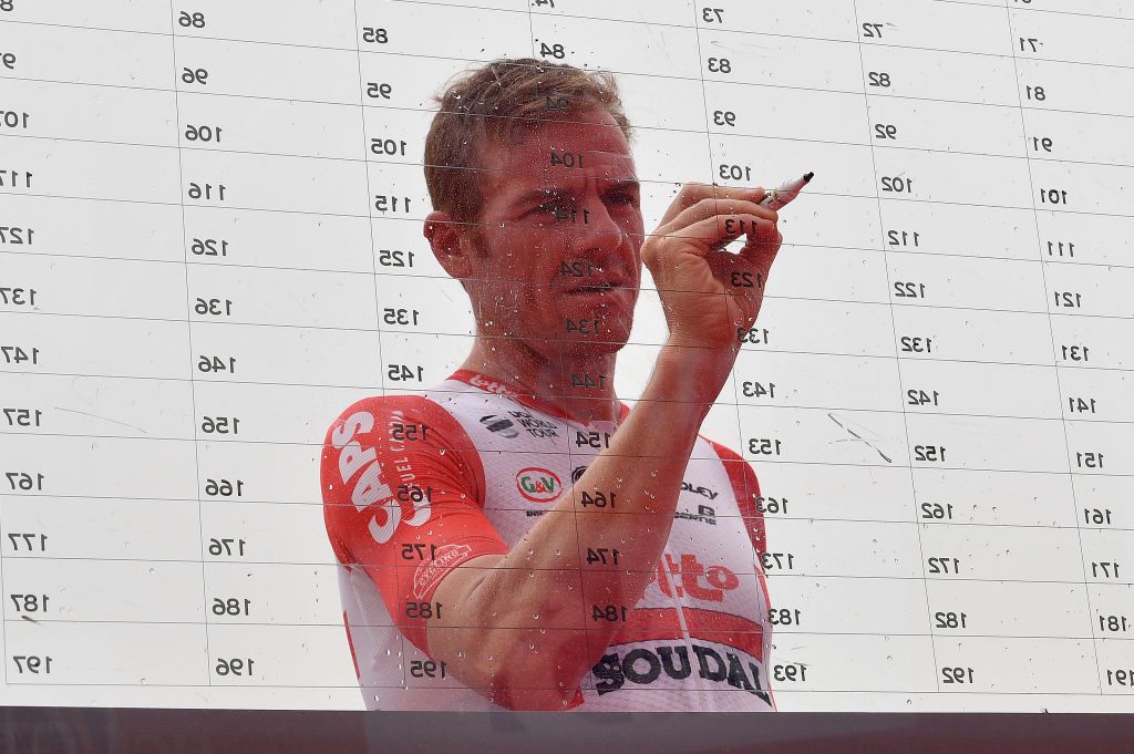 www.cyclingnews.com