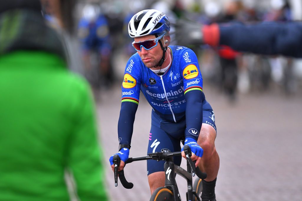 www.cyclingnews.com